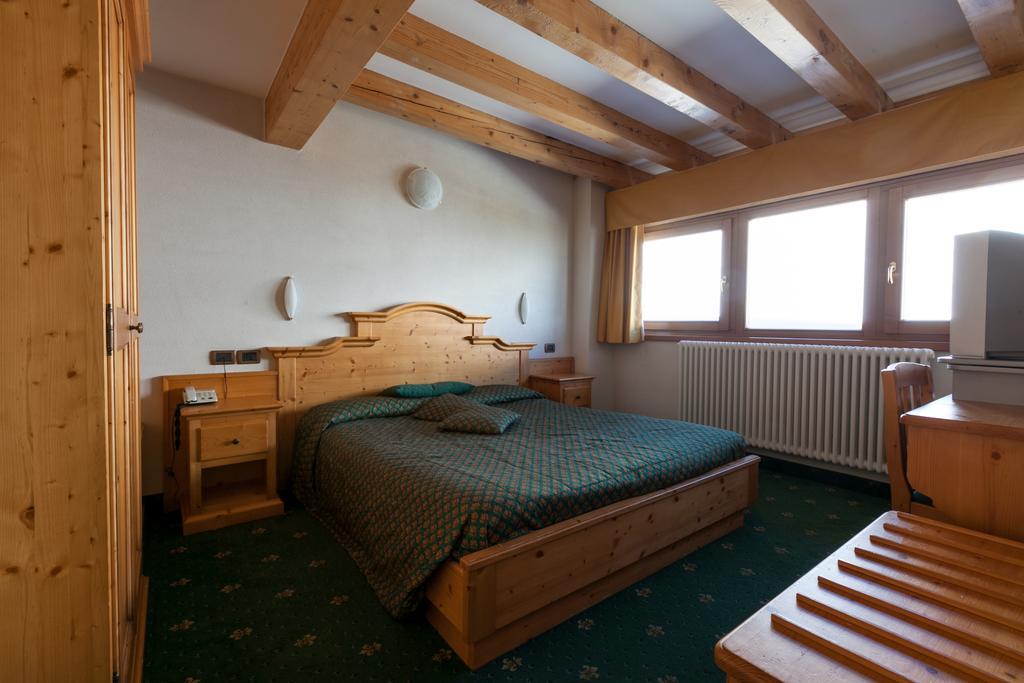 Sporting Hotel Passo del Tonale Pokój zdjęcie