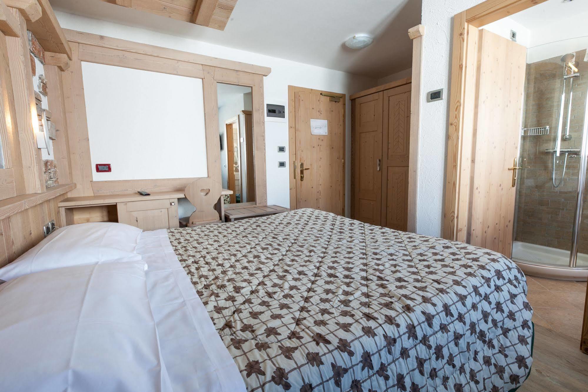 Sporting Hotel Passo del Tonale Zewnętrze zdjęcie